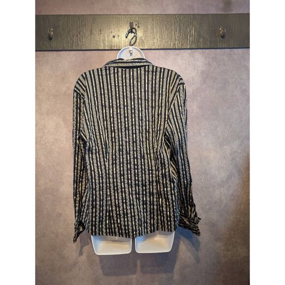 New York & company stretchy fitted button up top XL - Picture 3 of 3